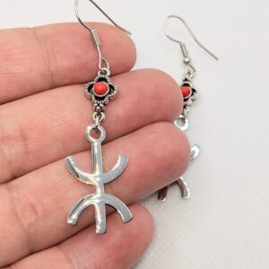 Amazigh Boucles d'oreilles YAZ tifinagh d oreilles Adaptation