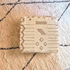 Amazigh Handmade Kilim Vintage Wool Ottoman Floor Pouf