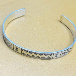 Amazigh 925 Sterling Silver Hand Engraved berbère Bracelet