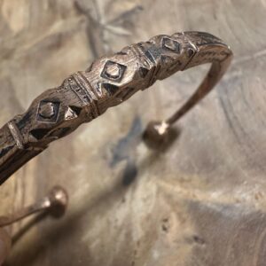 Berber Handmade Copper Bracelet with Traditional Engravings Armreif