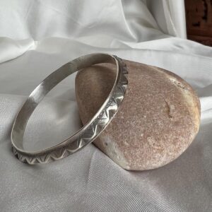 Rare 1930s Amazigh Engraved Triangular Relief Quality Silver Bracelet