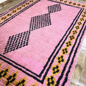 Amazigh Pink Cream Black Geometric Diamond Wool Rug