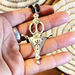 Amazigh Necklace - Metal Distinctive Style for Everyday Personal Jewelry Styling