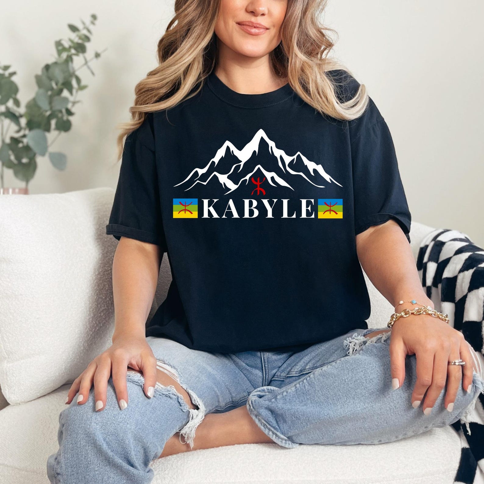 Amazigh Yaz Symbol Berber Kabyle Tifinagh Tattoo Art T-Shirt