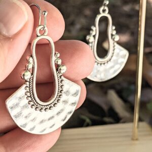 Amazigh Boucles d oreilles métal argenté et Earrings