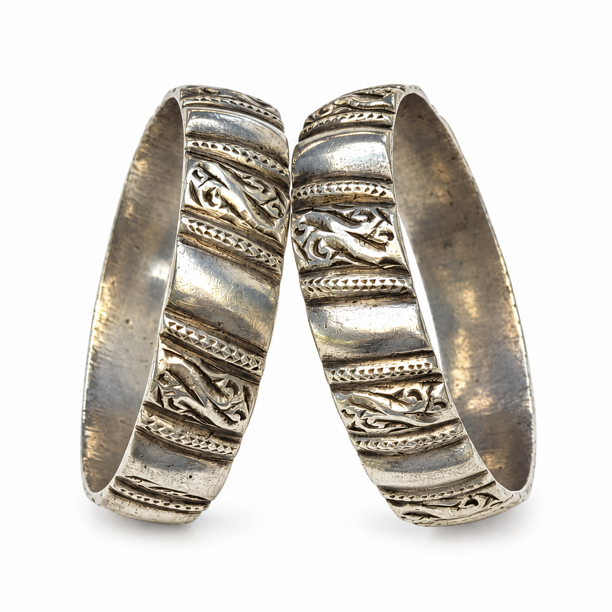 Amazigh Berber Tifinagh Paire d’Ancien Silver Bracelet Maroc
