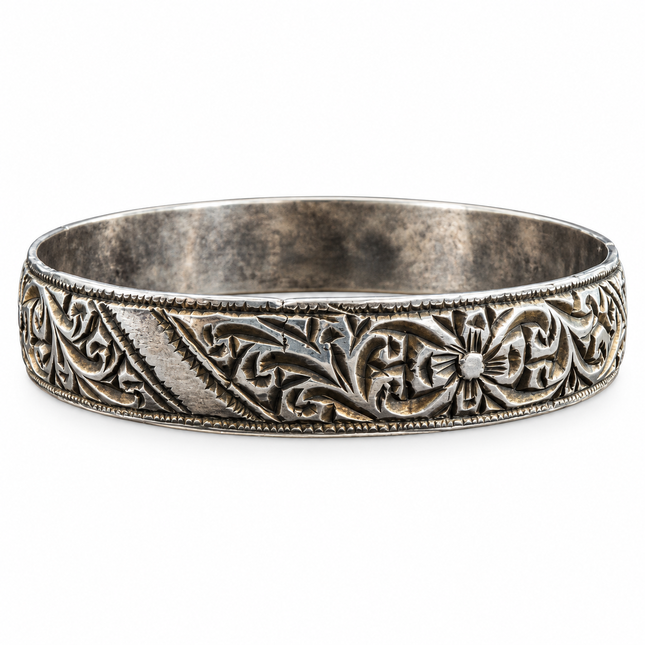Berber Amazigh High-Grade Fine Silver Hand Etched Filagree Bracelet