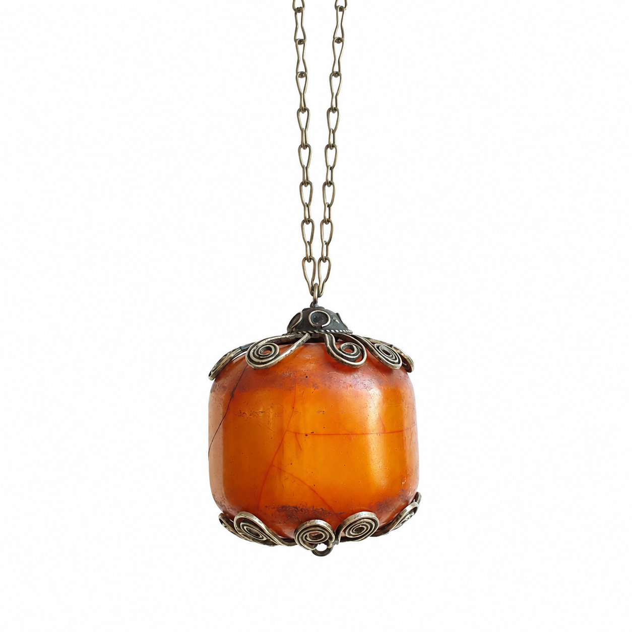 Berber Amazigh Maroc Vintage Talisman Pendant Necklace with Copal Resin