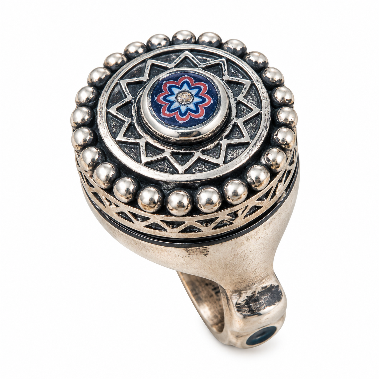 Berber Amazigh Tuareg métal Ring with Hand Engraved Tribal Motifs