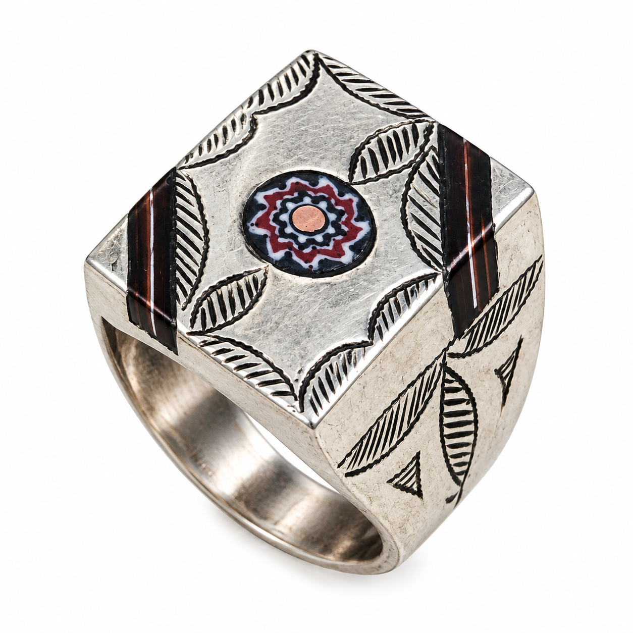 Berber Tuareg Amazigh métal Engraved Ring with Tribal Design