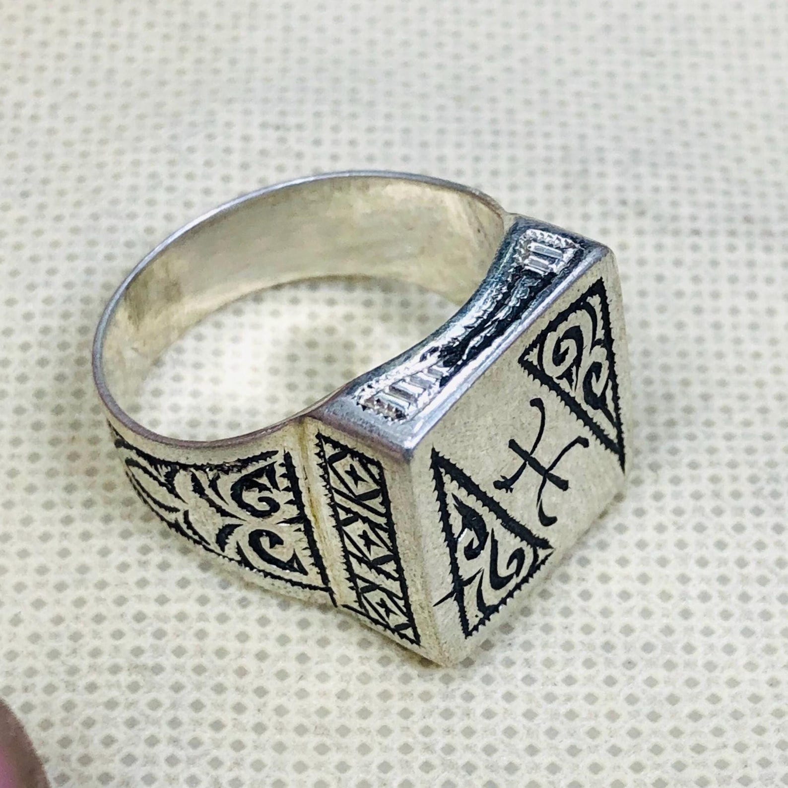 Berber Amazigh Handmade Silver Geometric Traditional Ring Design