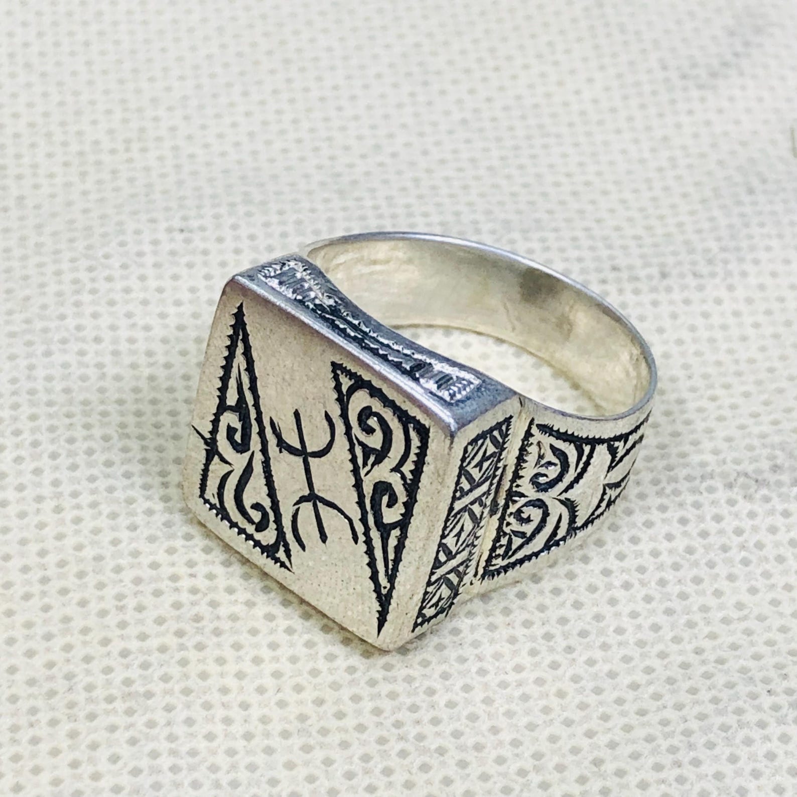 Berber Amazigh Handmade Silver Geometric Traditional Ring Design