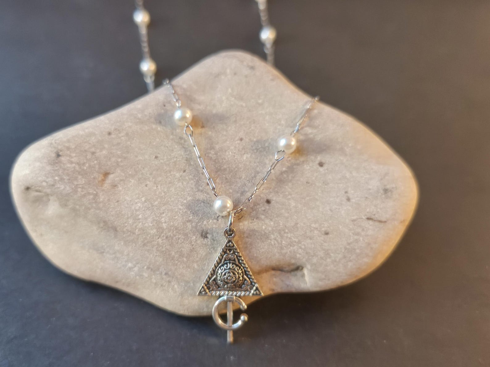 Amazigh Berber Kabyle Fibule Necklace with Pearls and Pendant
