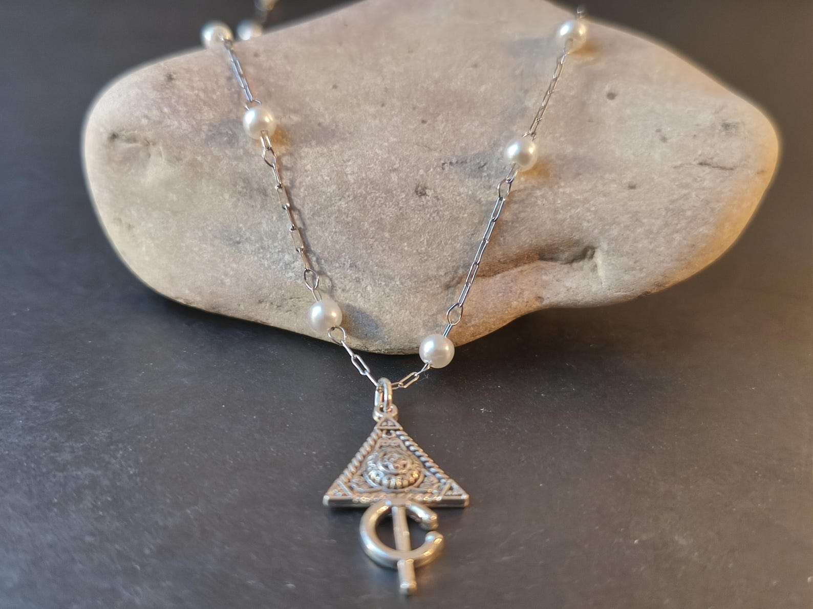 Amazigh Berber Kabyle Fibule Necklace with Pearls and Pendant