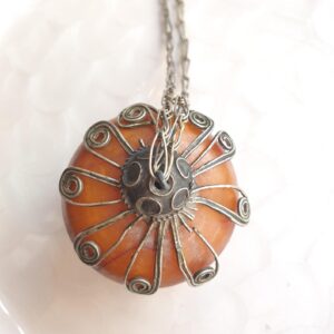 Berber Amazigh Maroc Vintage Talisman Pendant Necklace with Copal Resin
