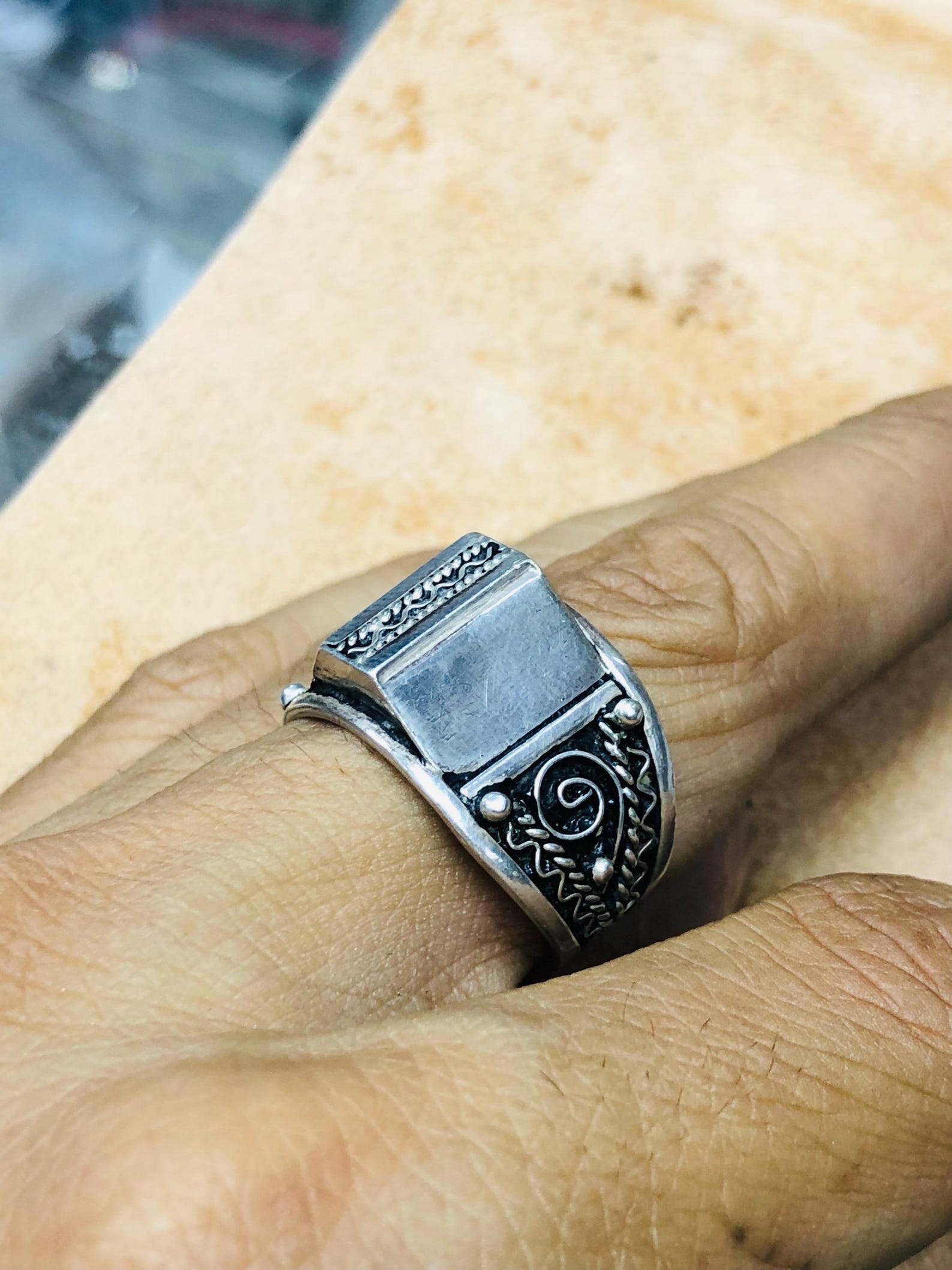 Berber Tuareg Artisanat Silver Ring with Amazigh Tribal Style