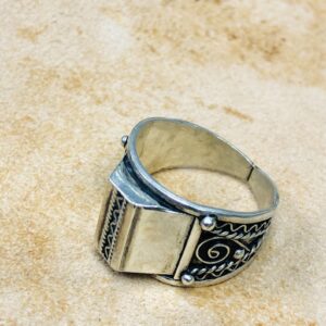 Berber Tuareg Artisanat Silver Ring with Amazigh Tribal Style