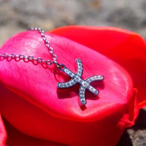 Amazigh Berber Kabyle Yaz Tifinagh lettre Necklace with Sparkling Pendant