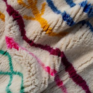 Amazigh Azilal Berber Handmade Wool Rug with Vertical Motifs
