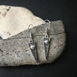 Amazigh Berber Forme Triangle Pendant Earrings with Silver Finish