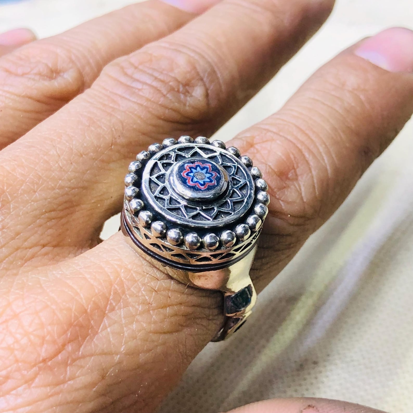 Berber Amazigh Tuareg métal Ring with Hand Engraved Tribal Motifs