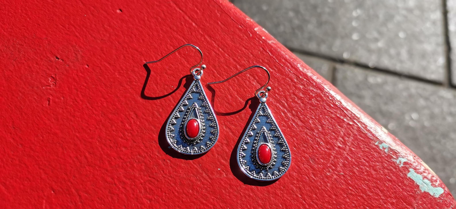 Amazigh Kabyle berbères Motifs Drop Earrings With Coral Accents