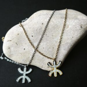 Amazigh Berber Kabyle Yaz Tifinagh lettre Necklace with Sparkling Pendant