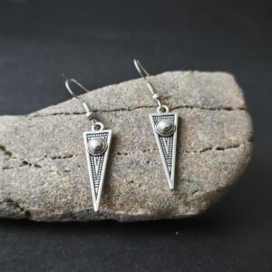 Amazigh Berber Forme Triangle Pendant Earrings with Silver Finish