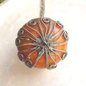 Berber Amazigh Maroc Vintage Talisman Pendant Necklace with Copal Resin