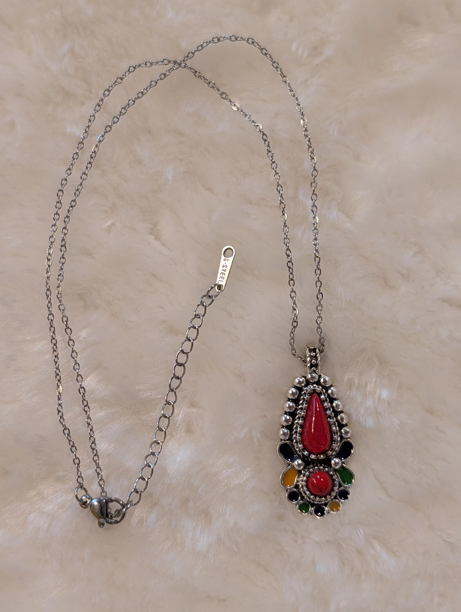 Amazigh Kabyle Berber Minimalist Necklace with Enamel Pendant