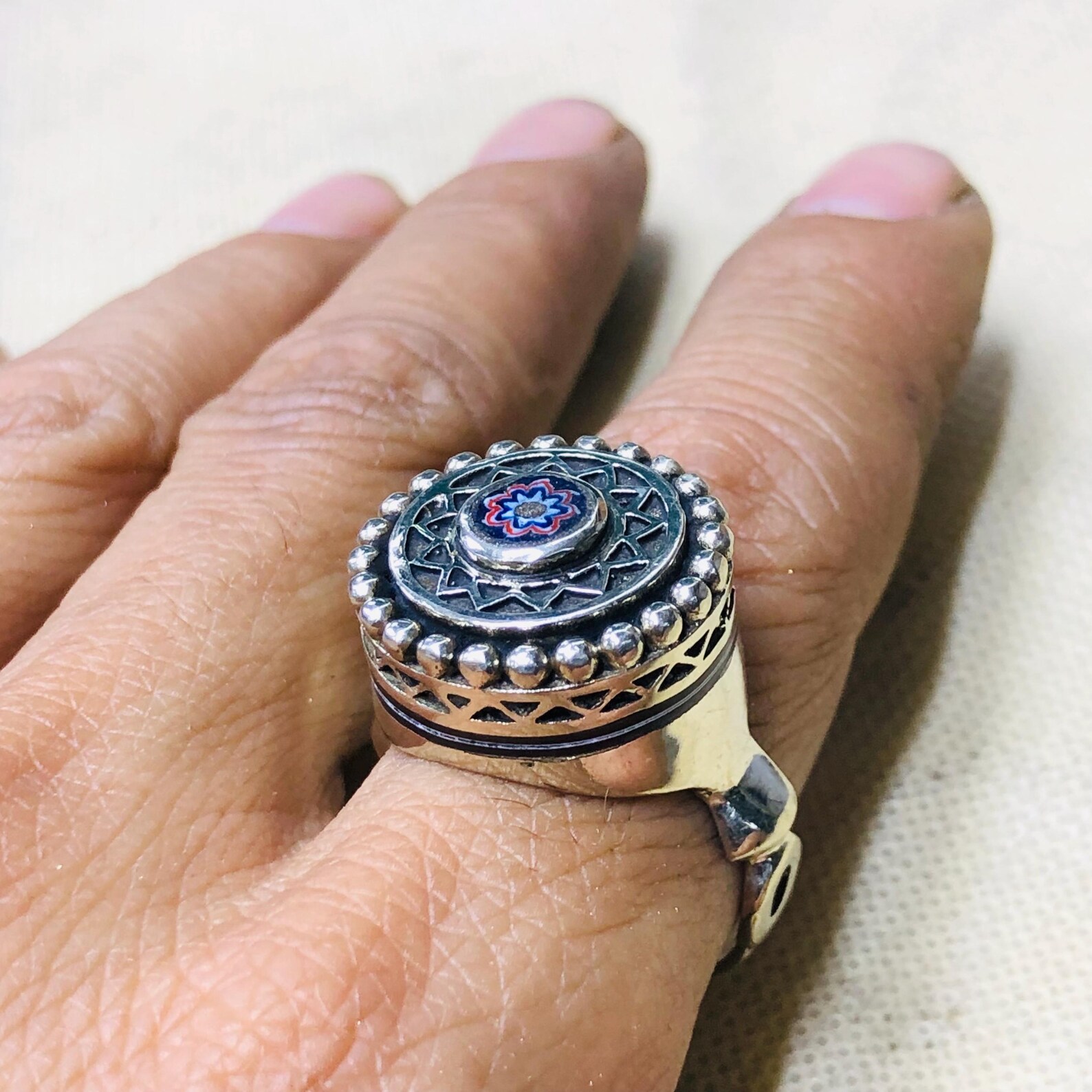 Berber Amazigh Tuareg métal Ring with Hand Engraved Tribal Motifs