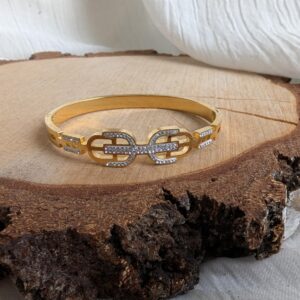 Kabyle Amazigh Jonc Yaz Tifinagh Symbol Bracelet with Sparkling Design