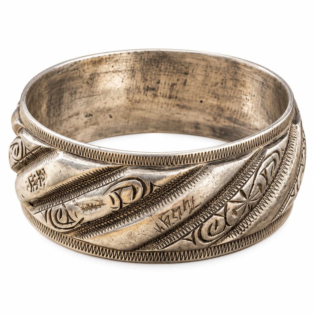 Amazigh Tifinagh Engraved Solid Silver Berber Traditional Bracelet