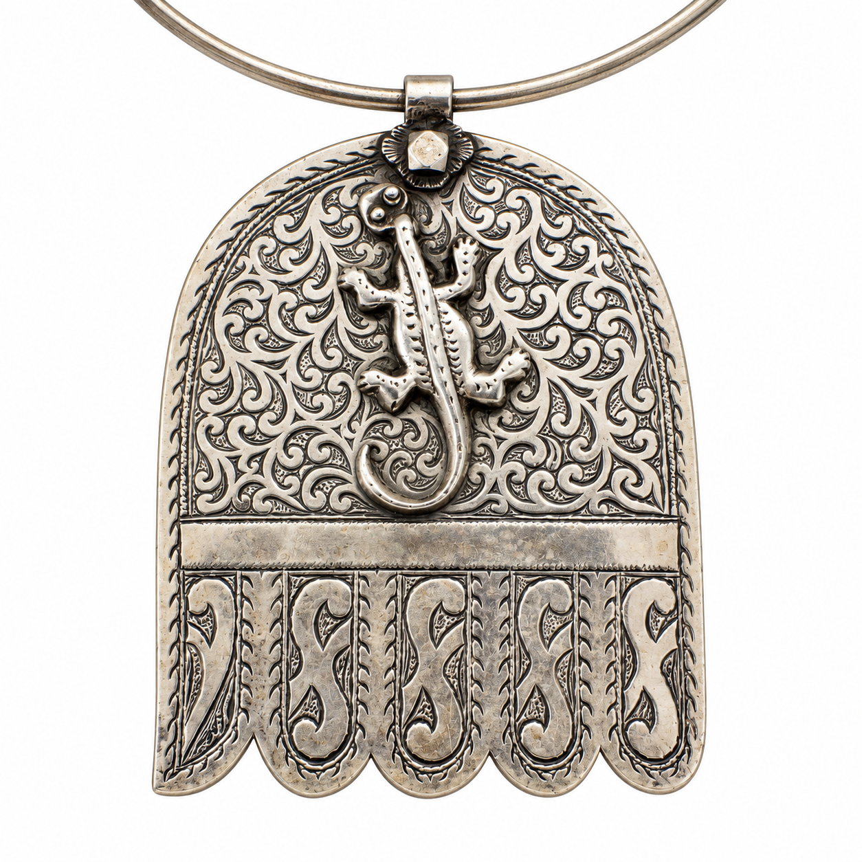 Berber Amazigh Khamsa Plated Pendant Salamander Necklace with Engraved Design