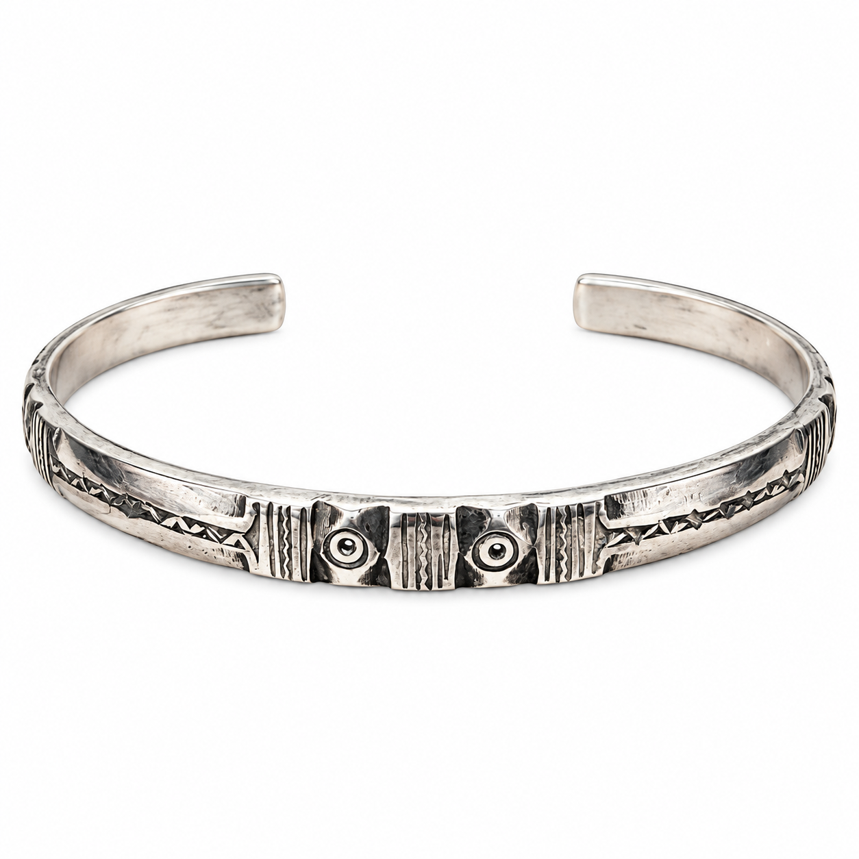 Berber Tuareg Anoune Tenere Silver Bracelet with Engraved Design