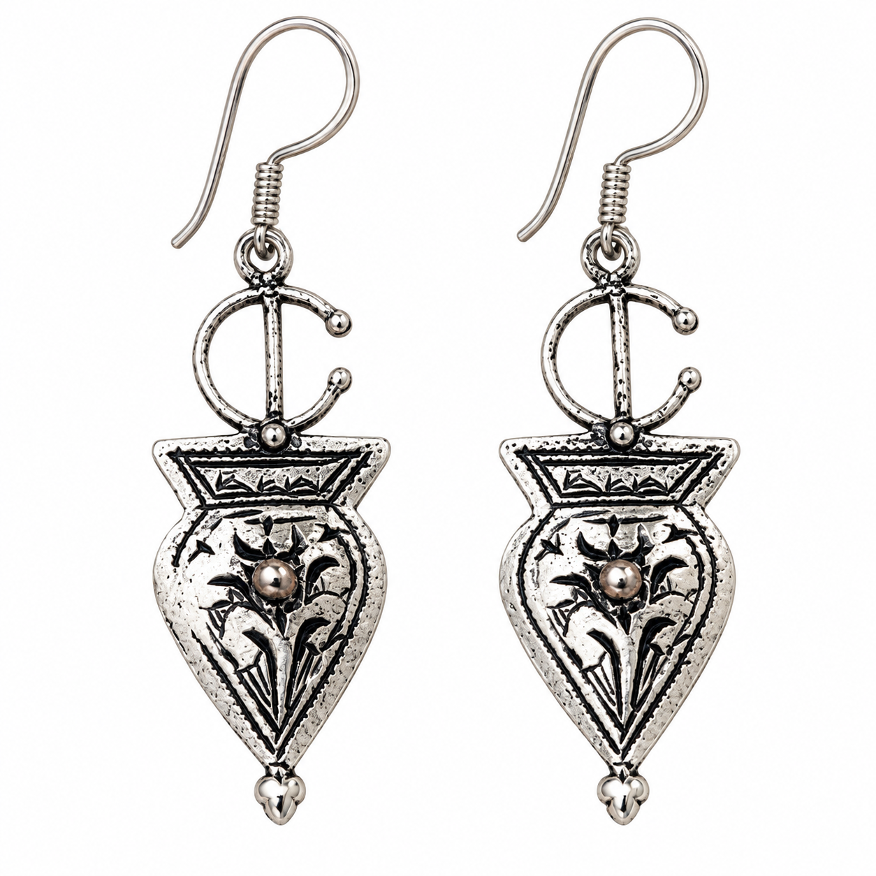 Tuareg Amazigh Silver Engraved Earrings with Traditional Symbolic Design