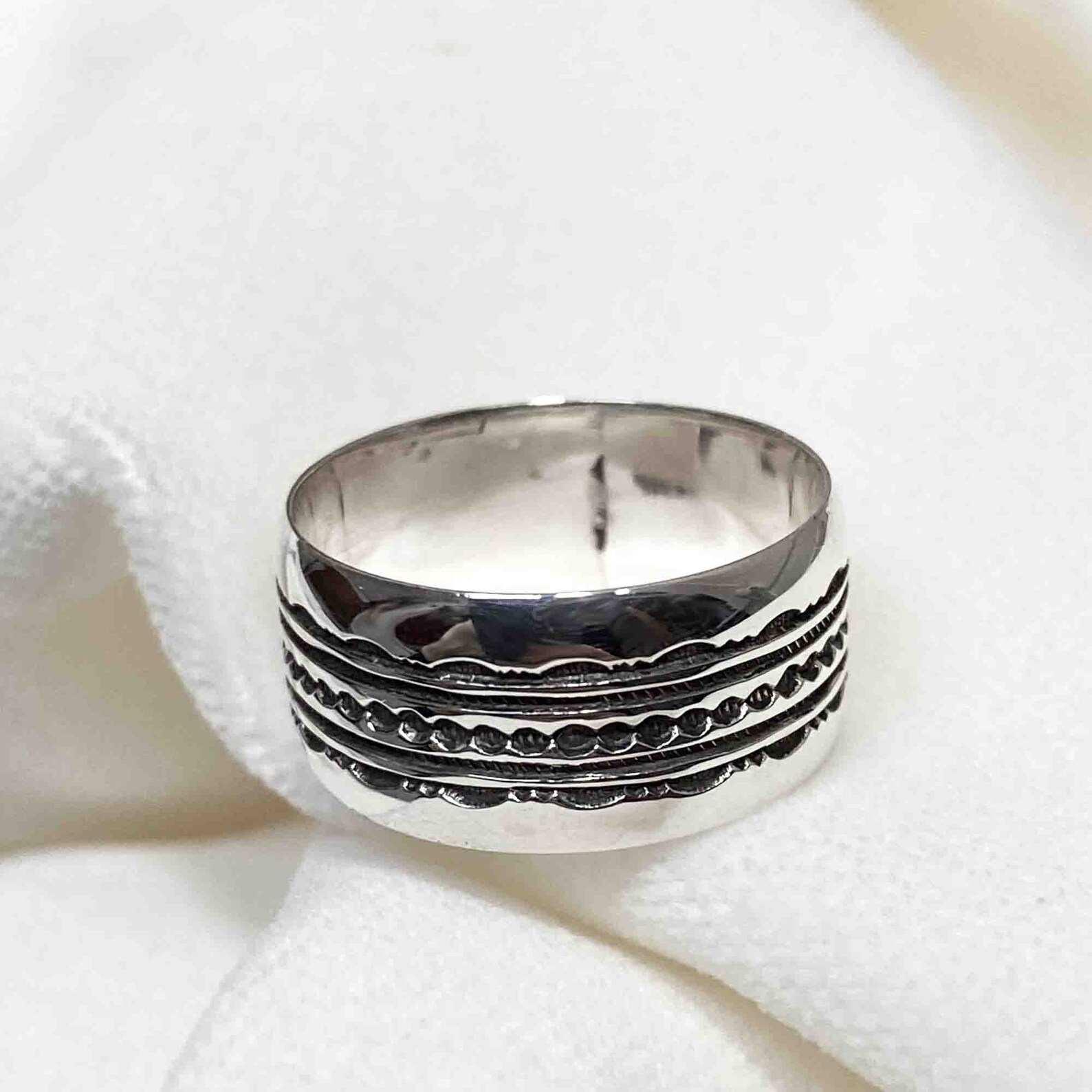 Berber Tuareg Amtlhan Massif Silver Ring with Engraved Design