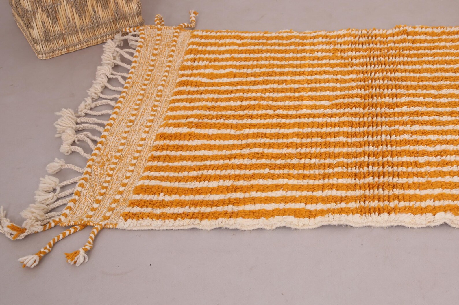 Amazigh Berber Handmade Wool Rug for Living Room Decor