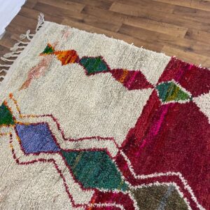 Amazigh Berber Beni Ourain Style Wool Rug with Geometric Tribal Design
