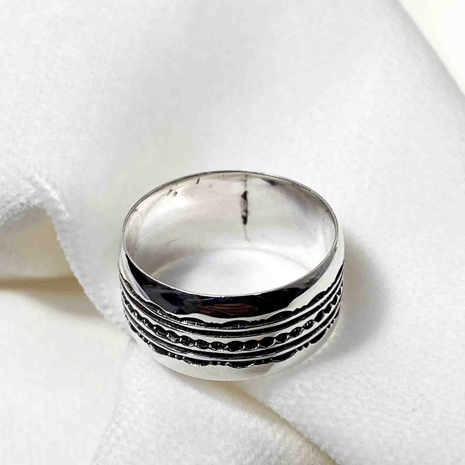 Berber Tuareg Amtlhan Massif Silver Ring with Engraved Design