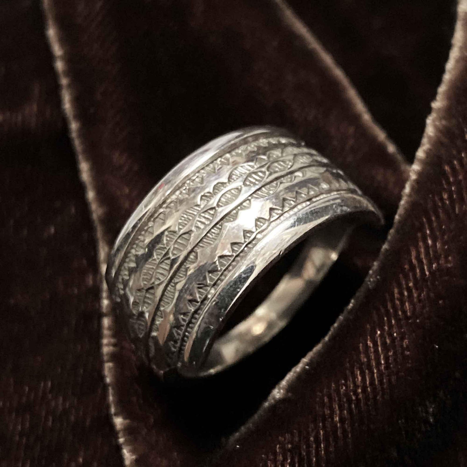Berber Tuareg Silver Ring Taszinht with Amazigh Design