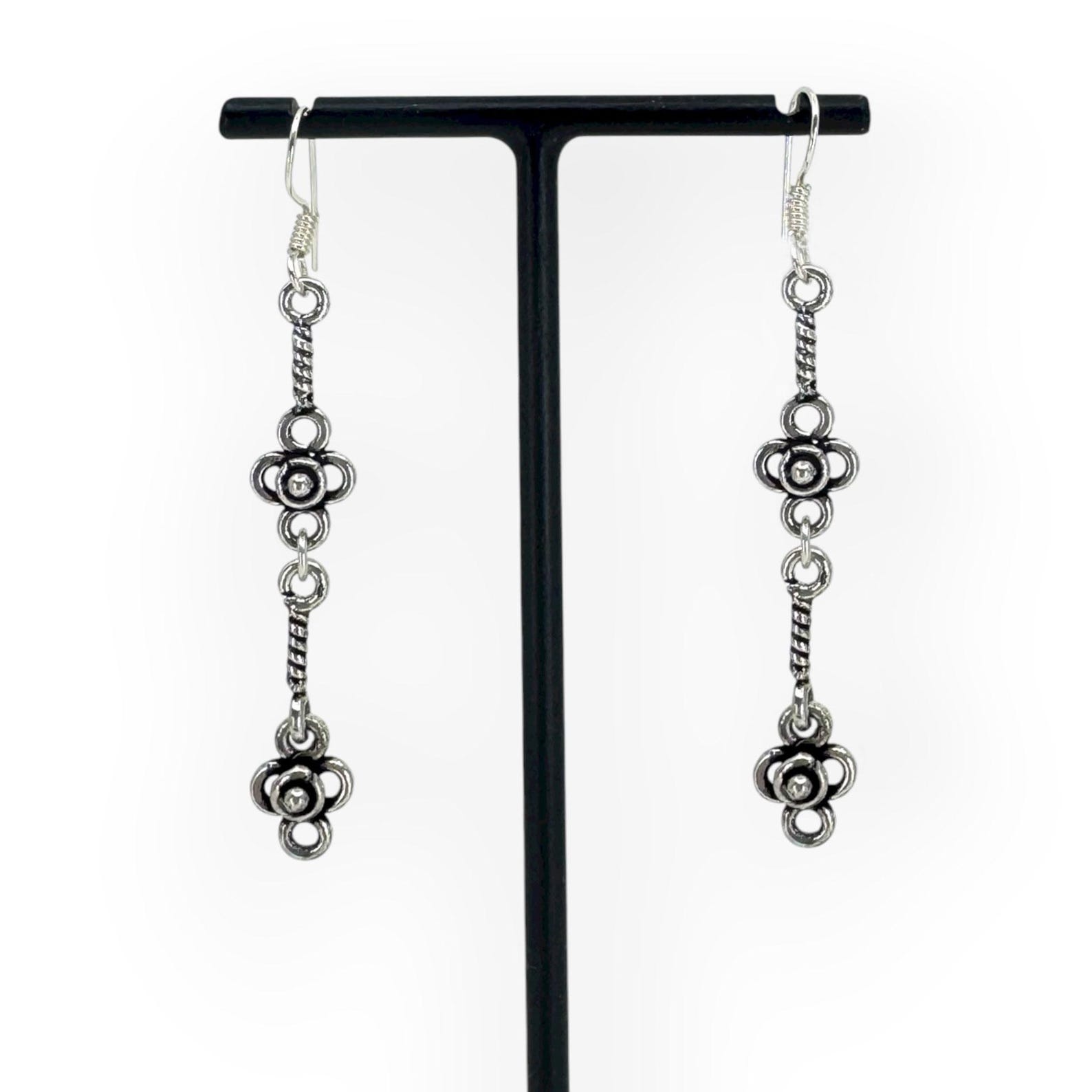 Amazigh Berber berbères Silver Earrings with Traditional Pendant Motifs