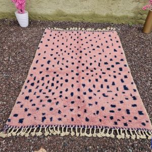 Handwoven Berber Boujaad Pink Wool Rug for Living Room