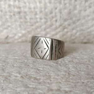 Amazigh Berber Chiseled Antique Silver Ring TanTan Size 8