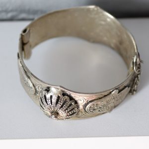 Berber Tuareg Vintage Camel Motif Silver Tone Cuff Bracelet