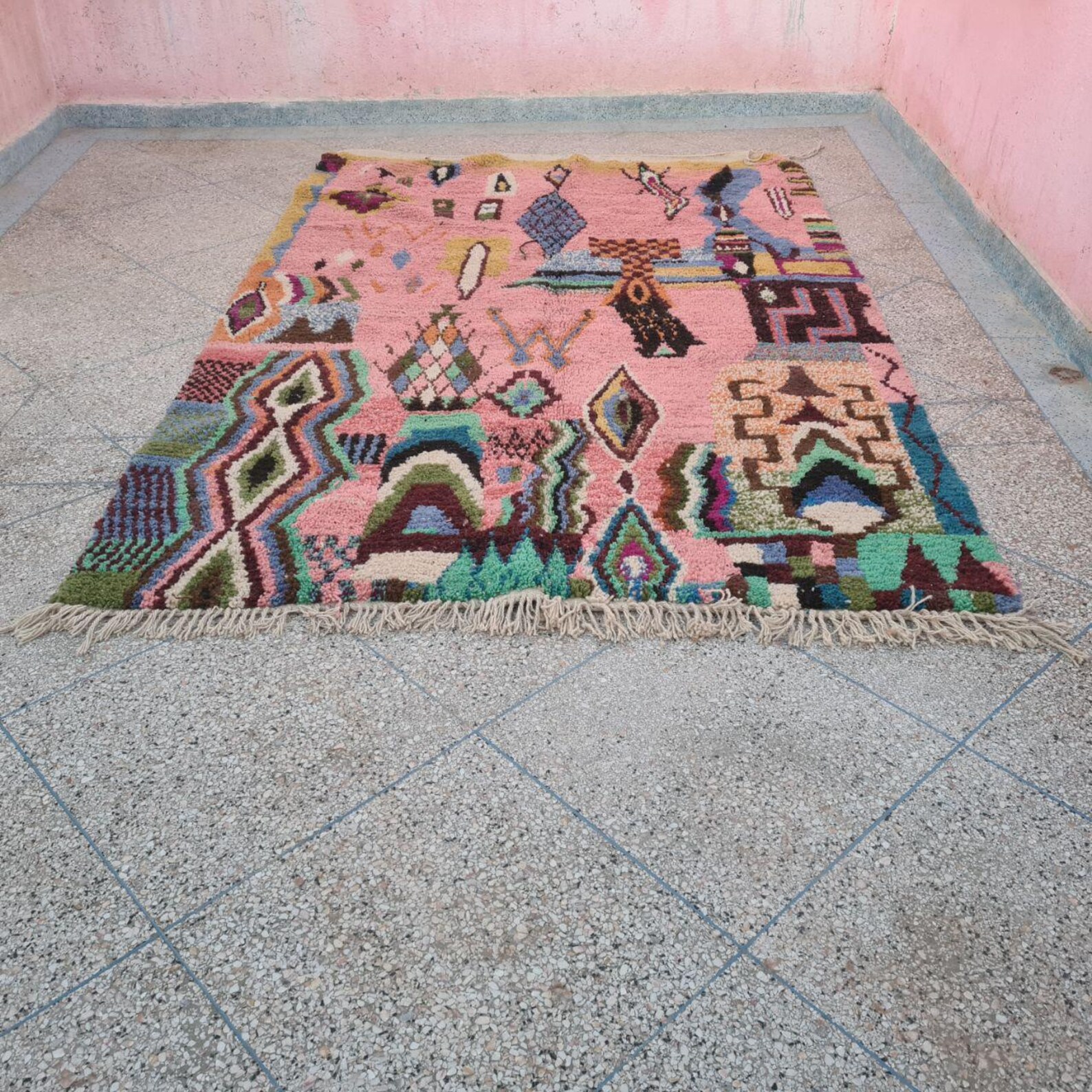 Berber Boujaad Handmade Wool Rug Pink Tribal Decor