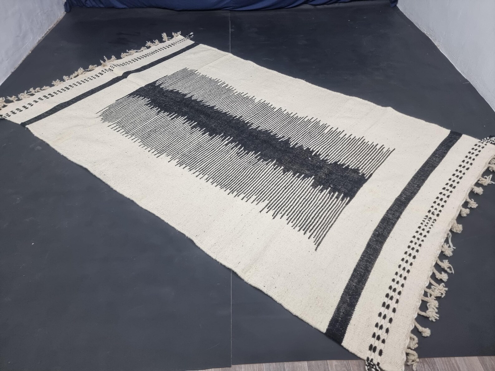 Handwoven Berber Boujaad Rug know that Geometric Kilim