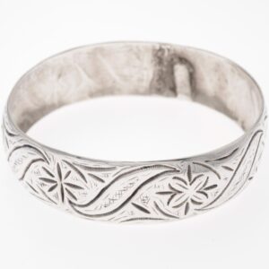 Berber Floral Patterns Silver Bracelet with Century Hallmark Design