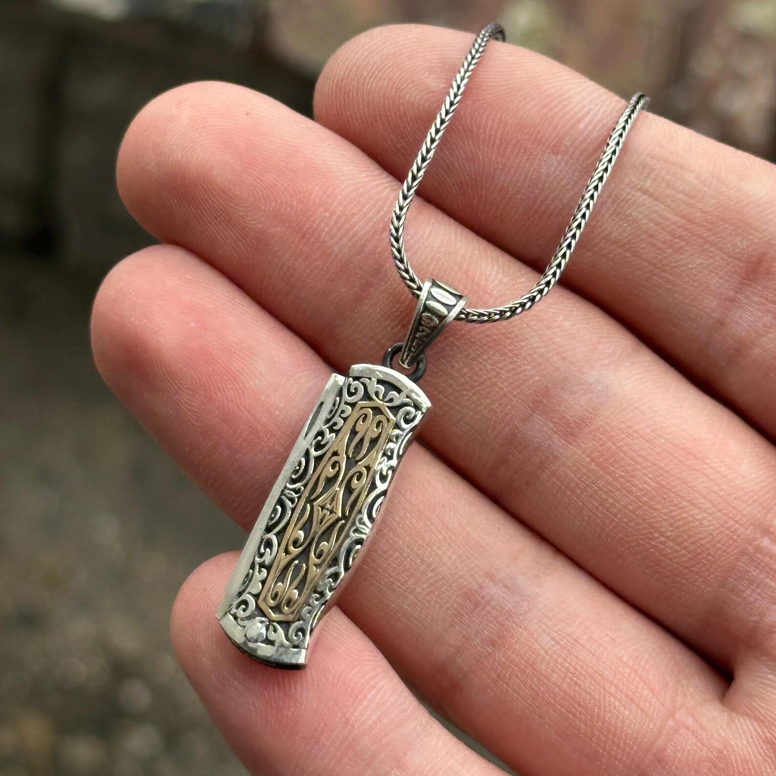 Berber Foldable Razor Pendant Sterling Silver Necklace Design