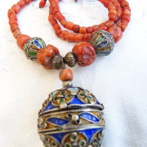Berber Antique TAGUEMOUT Enamel Perfume Pendant Coral Necklace